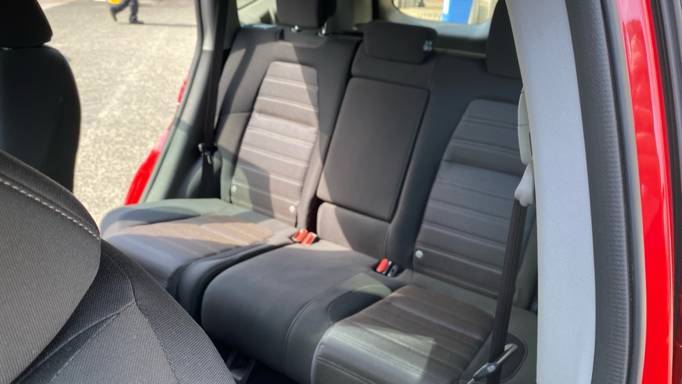 Honda CR-V 1.5 VTEC Turbo S 5dr 2WD Petrol Estate - Image 8