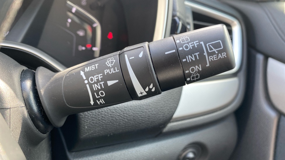 Honda CR-V 1.5 VTEC Turbo S 5dr 2WD Petrol Estate - Image 30