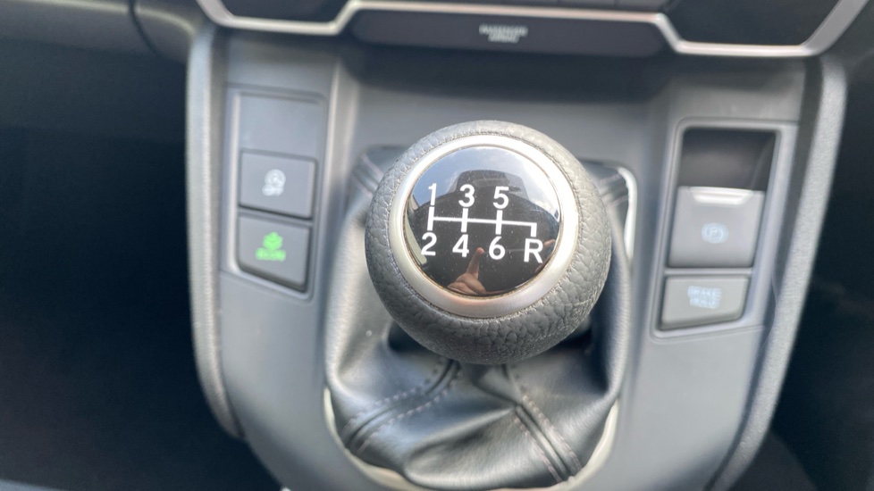 Honda CR-V 1.5 VTEC Turbo S 5dr 2WD Petrol Estate - Image 34