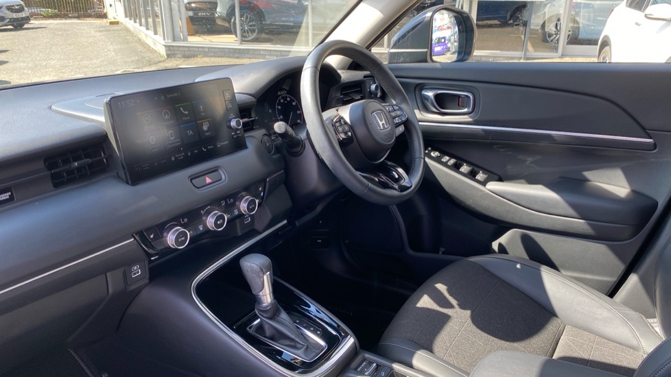 Honda HR-V 1.5 eHEV Advance 5dr CVT Hybrid Hatchback - Image 2