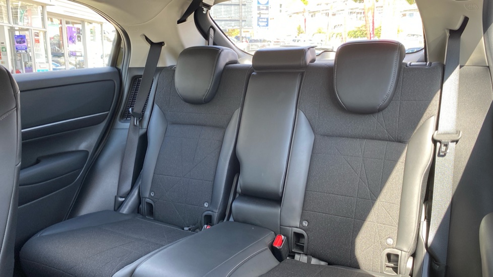 Honda HR-V 1.5 eHEV Advance 5dr CVT Hybrid Hatchback - Image 8