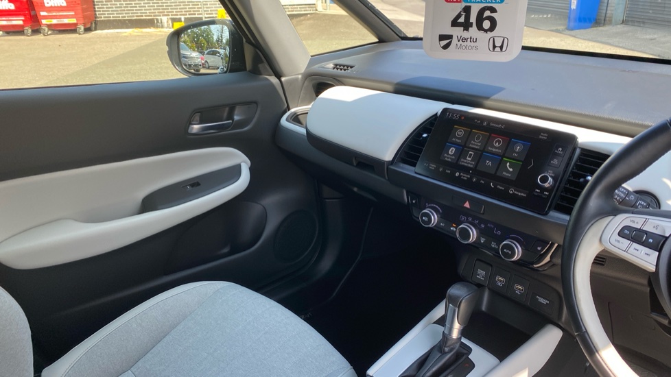 Honda Jazz 1.5 i-MMD Hybrid EX 5dr eCVT Hybrid Hatchback - Image 18