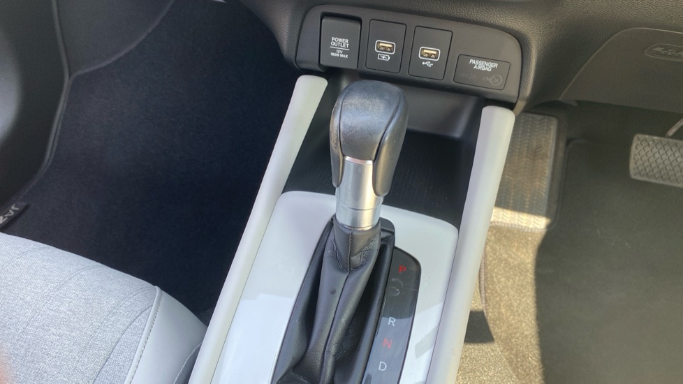 Honda Jazz 1.5 i-MMD Hybrid EX 5dr eCVT Hybrid Hatchback - Image 19