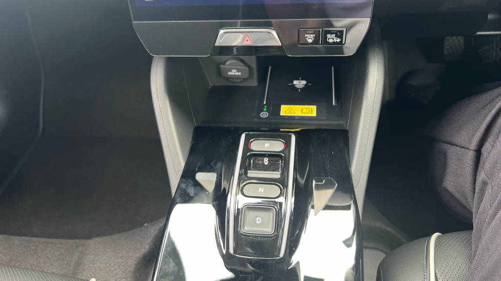 Honda E Ny1 150kW Elegance 69kWh 5dr Auto Electric Hatchback - Image 16
