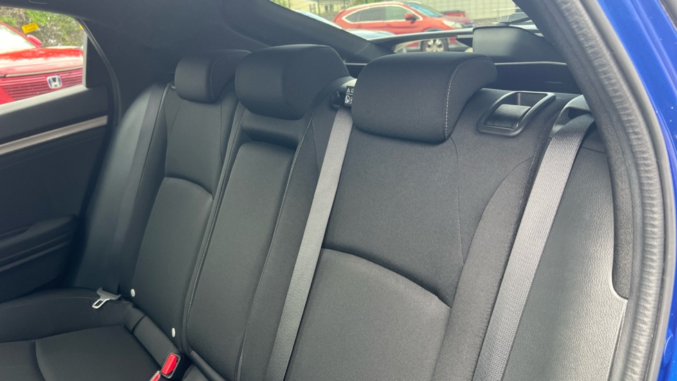 Honda Civic 1.5 VTEC Turbo Sport 5dr Petrol Hatchback - Image 8