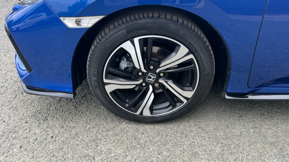 Honda Civic 1.5 VTEC Turbo Sport 5dr Petrol Hatchback - Image 26