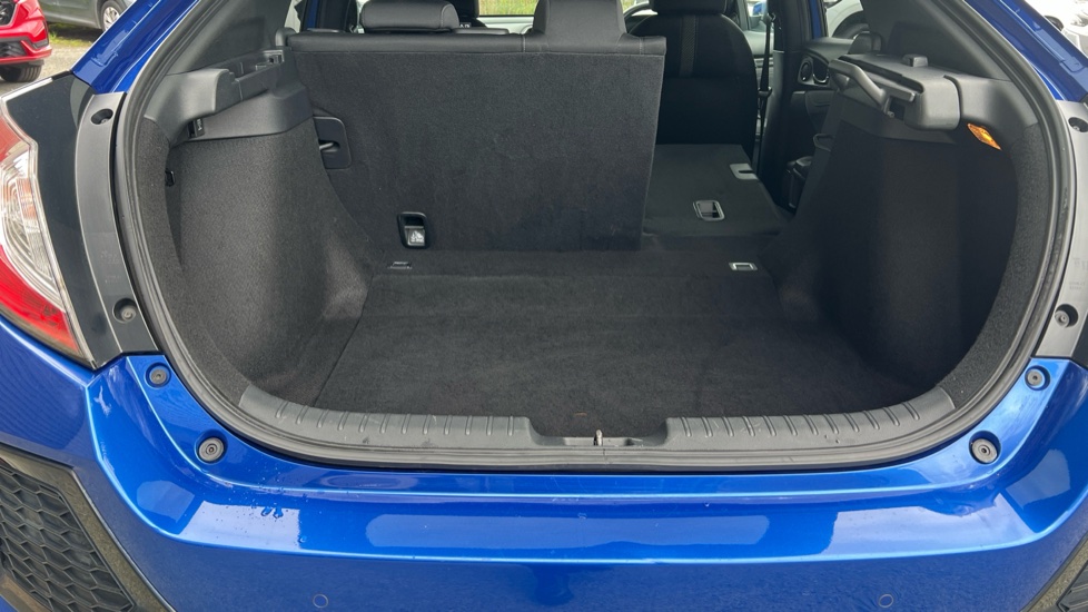 Honda Civic 1.5 VTEC Turbo Sport 5dr Petrol Hatchback - Image 35