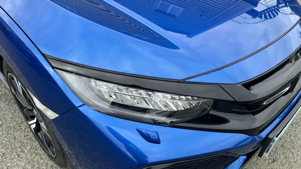 Honda Civic 1.5 VTEC Turbo Sport 5dr Petrol Hatchback - Image 42