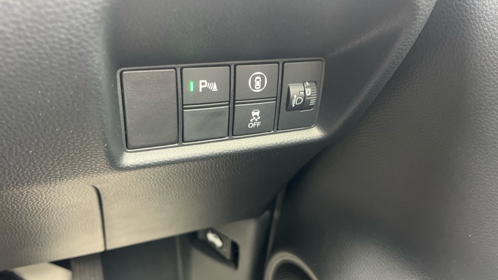 Honda Jazz 1.5 i-MMD Hybrid SR 5dr eCVT Hybrid Hatchback - Image 18
