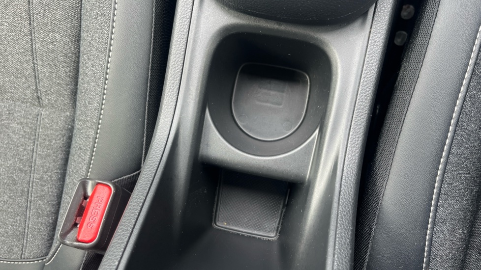 Honda Jazz 1.5 i-MMD Hybrid SR 5dr eCVT Hybrid Hatchback - Image 24