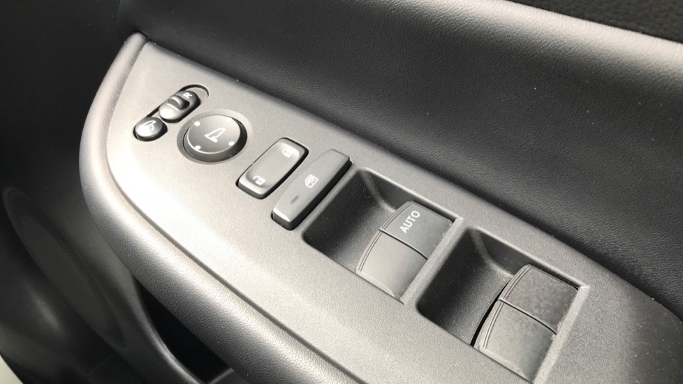Honda Jazz 1.5 i-MMD Hybrid SR 5dr eCVT Hybrid Hatchback - Image 13