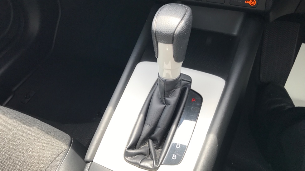 Honda Jazz 1.5 i-MMD Hybrid SR 5dr eCVT Hybrid Hatchback - Image 21