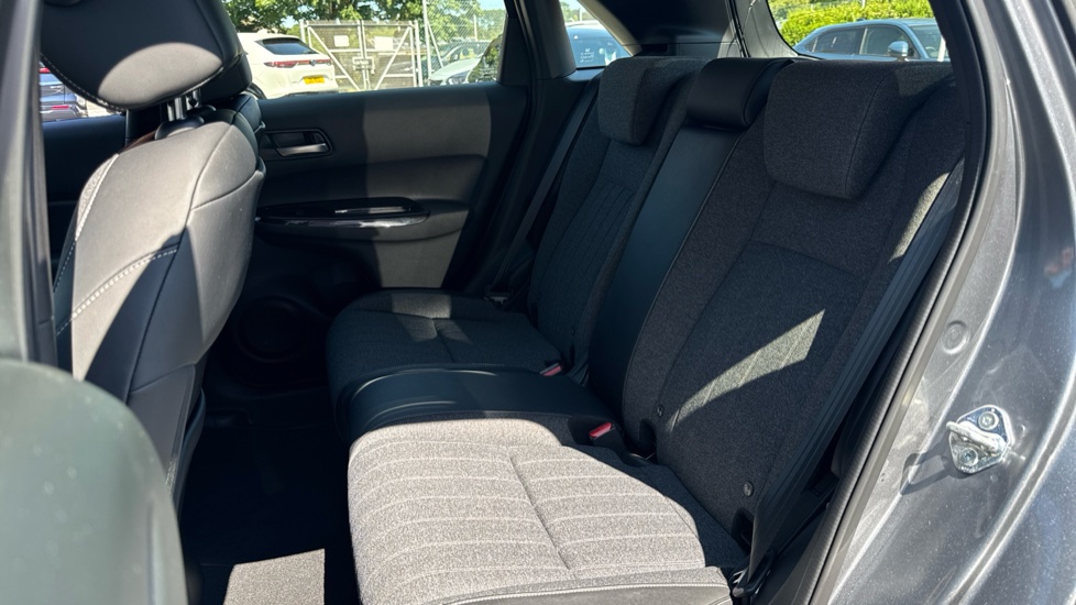 Honda Jazz 1.5 i-MMD Hybrid SR 5dr eCVT Hybrid Hatchback - Image 8