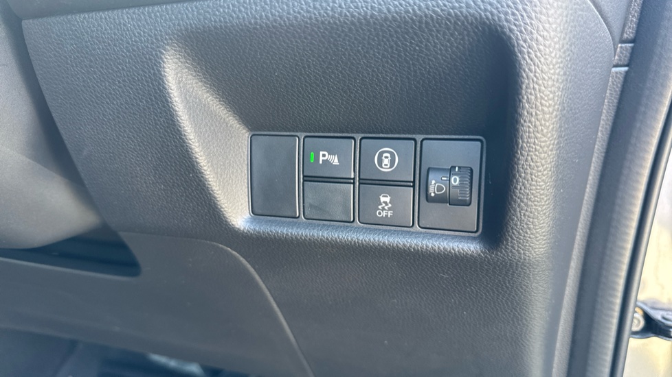 Honda Jazz 1.5 i-MMD Hybrid SR 5dr eCVT Hybrid Hatchback - Image 18