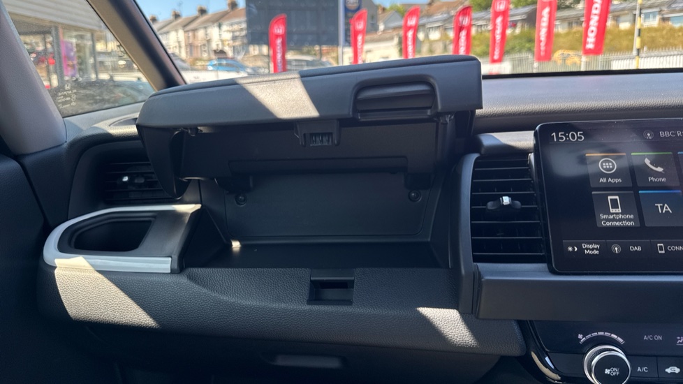 Honda Jazz 1.5 i-MMD Hybrid SR 5dr eCVT Hybrid Hatchback - Image 22