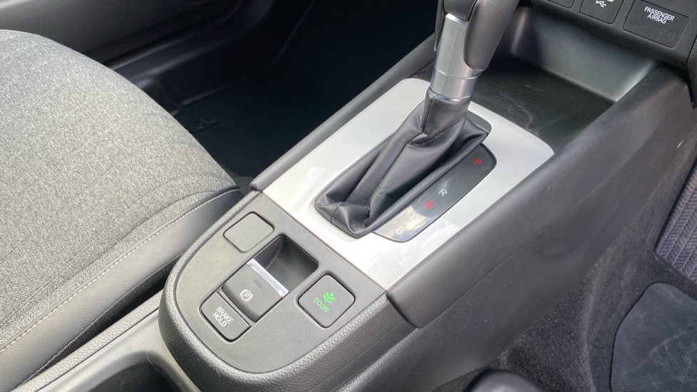 Honda Jazz 1.5 i-MMD Hybrid EX 5dr eCVT Hybrid Hatchback - Image 19