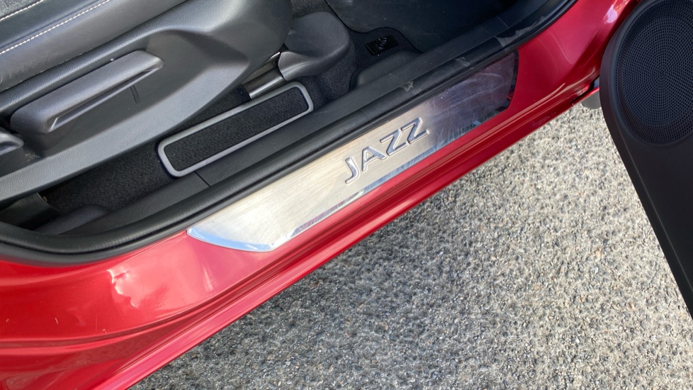 Honda Jazz 1.5 i-MMD Hybrid EX 5dr eCVT Hybrid Hatchback - Image 22