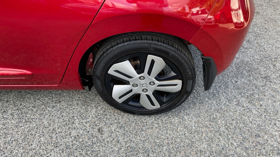Honda Jazz 1.5 i-MMD Hybrid EX 5dr eCVT Hybrid Hatchback - Image 30