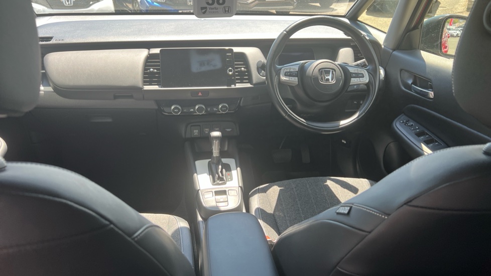 Honda Jazz 1.5 i-MMD Hybrid EX 5dr eCVT Hybrid Hatchback - Image 4