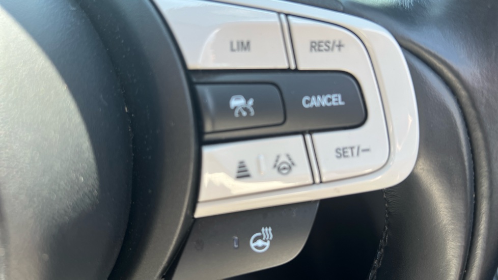Honda Jazz 1.5 i-MMD Hybrid EX 5dr eCVT Hybrid Hatchback - Image 14