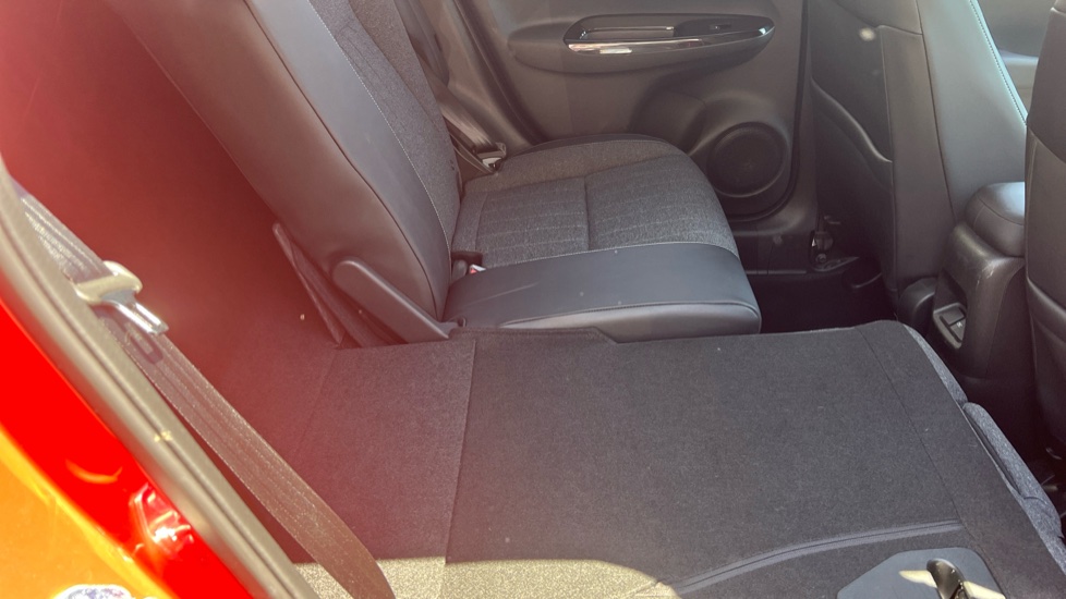 Honda Jazz 1.5 i-MMD Hybrid EX 5dr eCVT Hybrid Hatchback - Image 36