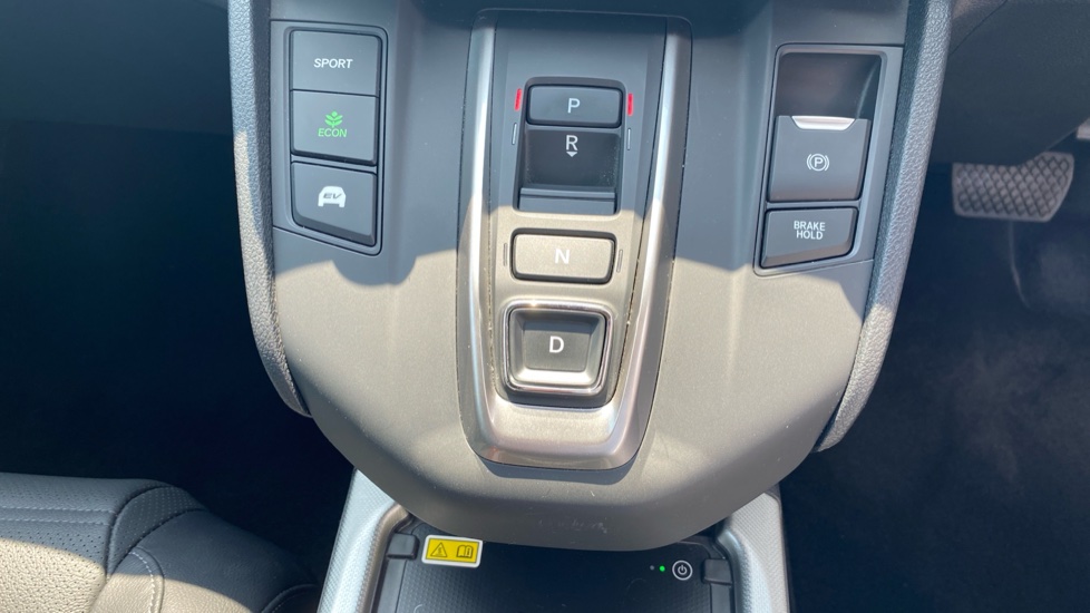 Honda CR-V 2.0 i-MMD Hybrid EX 5dr eCVT Hybrid Estate - Image 24