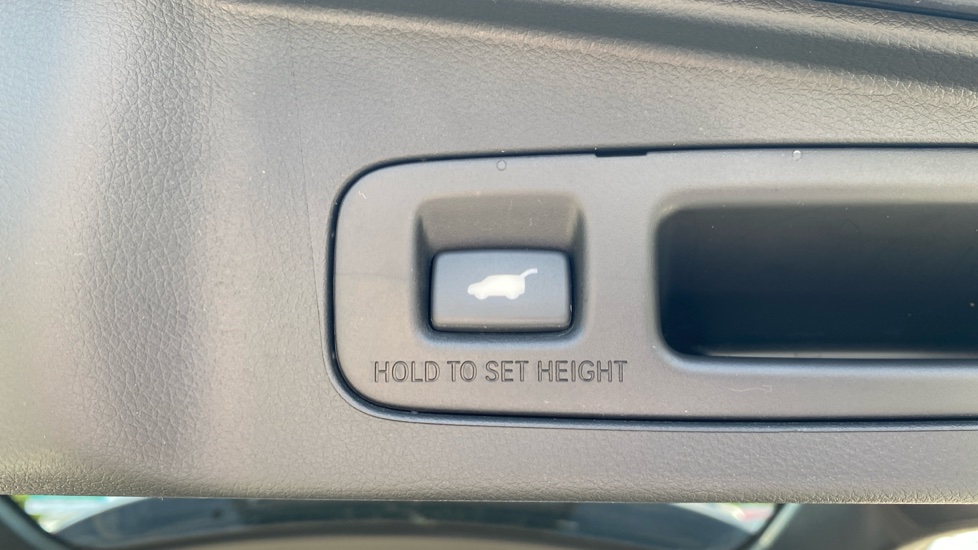 Honda CR-V 2.0 i-MMD Hybrid EX 5dr eCVT Hybrid Estate - Image 38