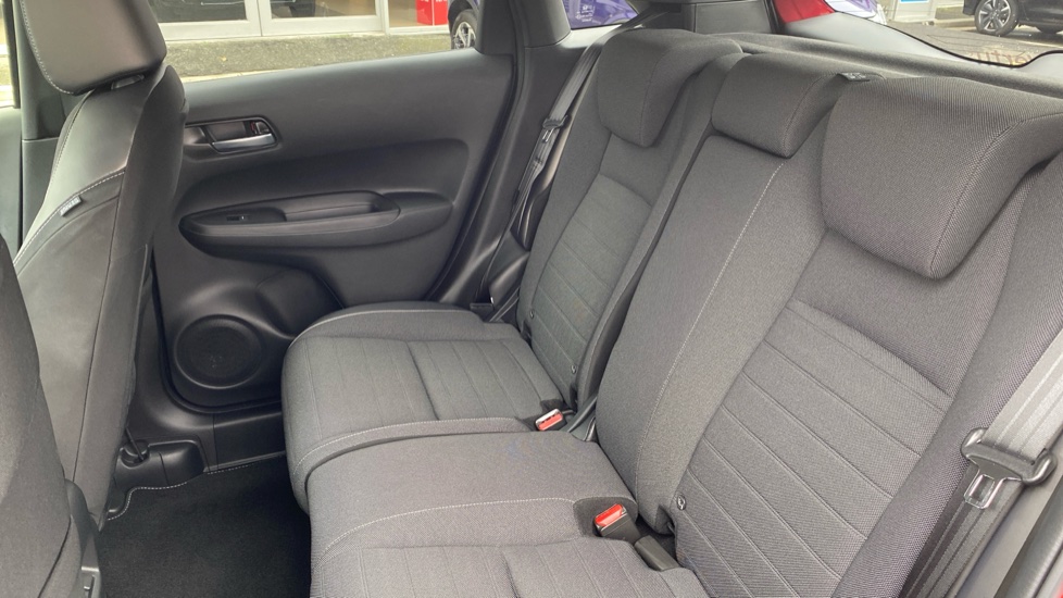Honda Jazz 1.5 i-MMD Hybrid Crosstar Advance 5dr eCVT Hybrid Hatchback - Image 8