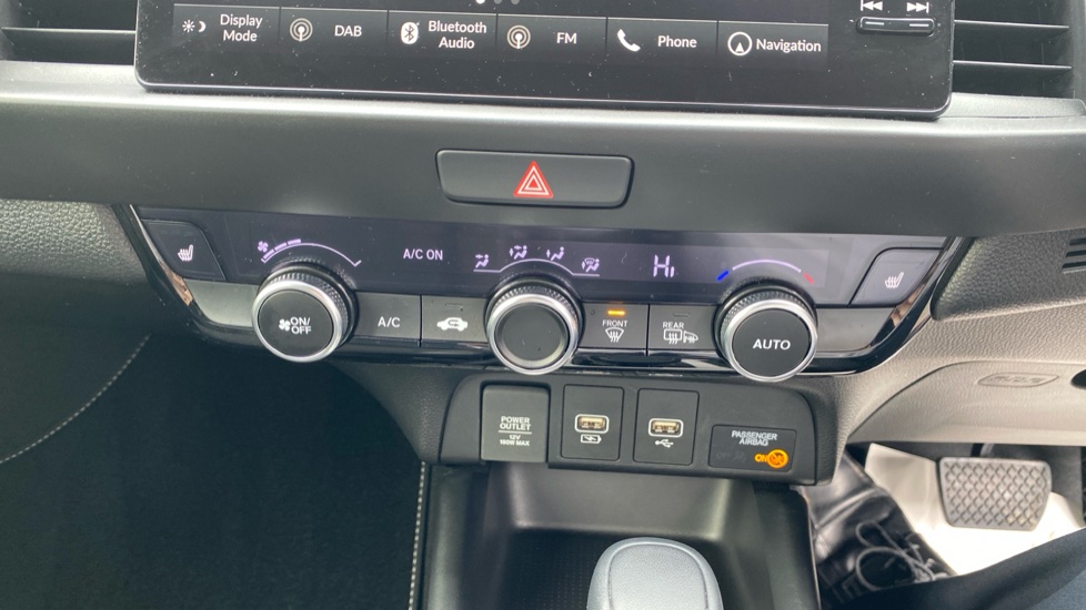 Honda Jazz 1.5 i-MMD Hybrid Crosstar Advance 5dr eCVT Hybrid Hatchback - Image 14