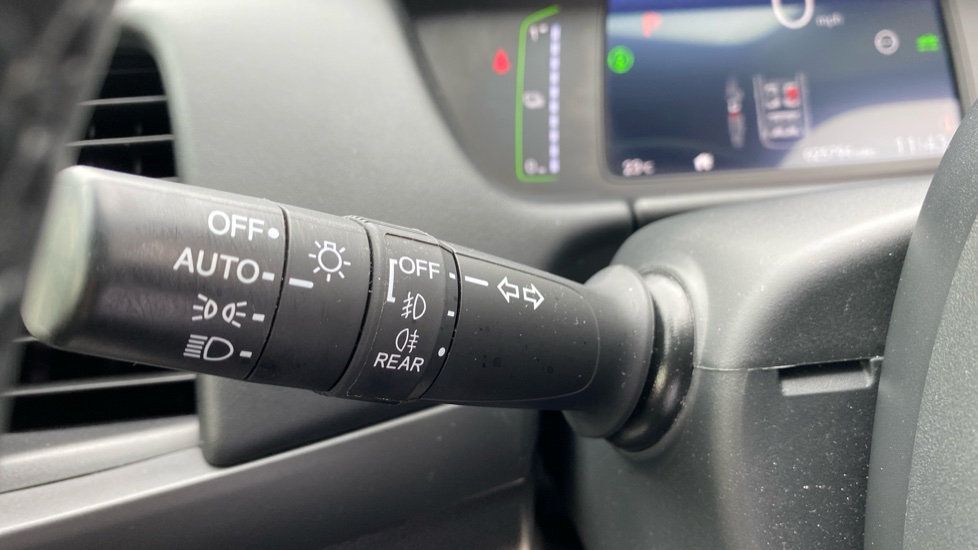 Honda Jazz 1.5 i-MMD Hybrid Crosstar Advance 5dr eCVT Hybrid Hatchback - Image 20