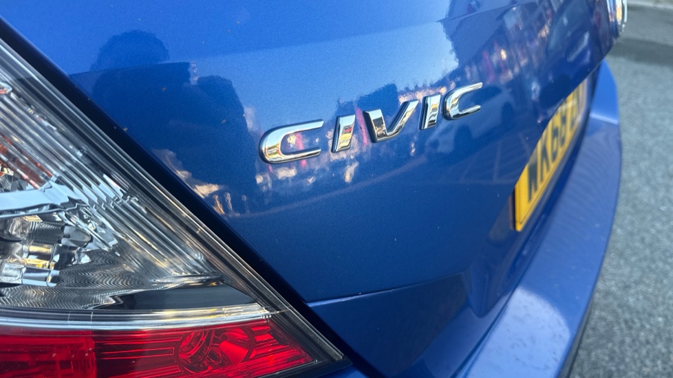 Honda Civic 1.0 VTEC Turbo 126 SR 5dr Petrol Hatchback - Image 34