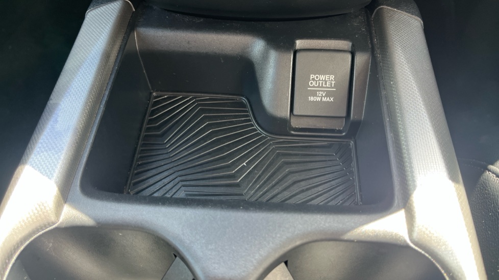 Honda CR-V 1.5 VTEC Turbo SR 5dr Petrol Estate - Image 20