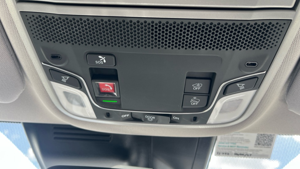Honda CR-V 1.5 VTEC Turbo SR 5dr Petrol Estate - Image 30
