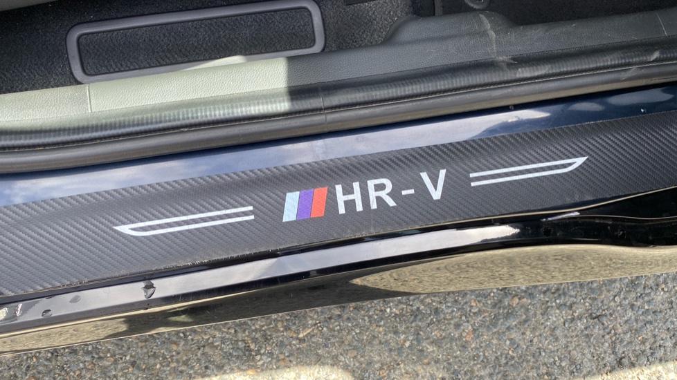 Honda HR-V 1.5 i-VTEC Turbo Sport CVT 5dr Petrol Hatchback - Image 13