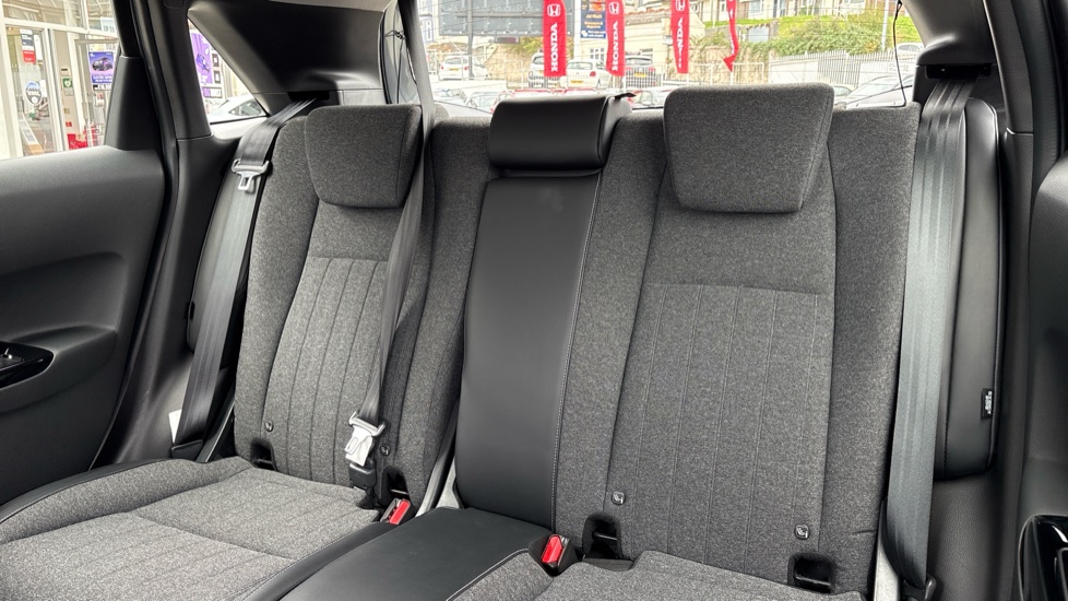 Honda Jazz 1.5 i-MMD Hybrid SR 5dr eCVT Hybrid Hatchback - Image 8