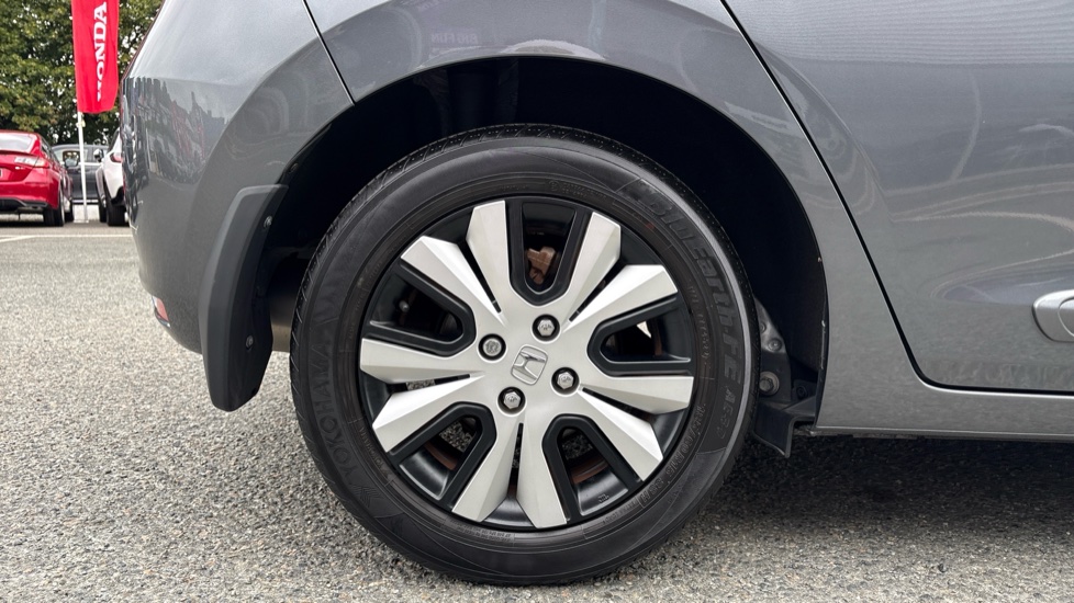 Honda Jazz 1.5 i-MMD Hybrid SR 5dr eCVT Hybrid Hatchback - Image 9