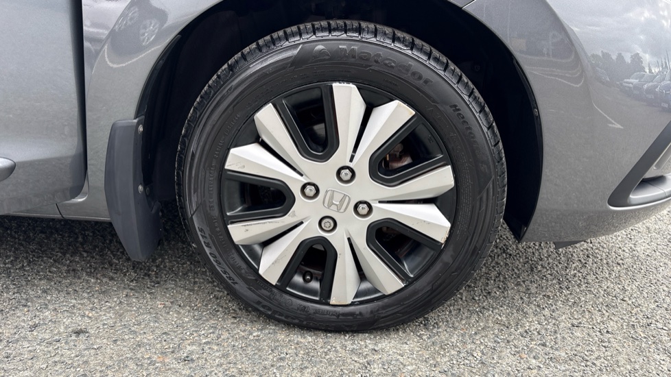 Honda Jazz 1.5 i-MMD Hybrid SR 5dr eCVT Hybrid Hatchback - Image 31