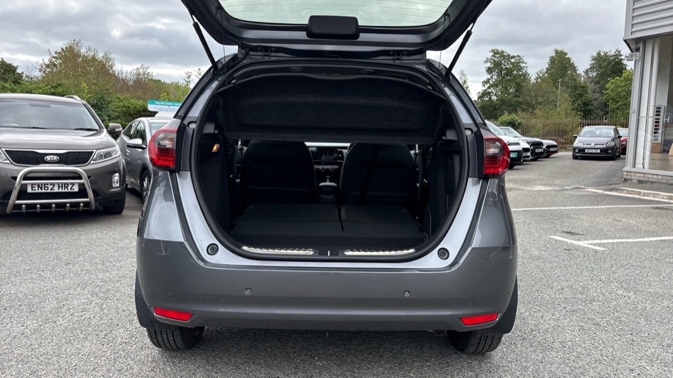 Honda Jazz 1.5 i-MMD Hybrid SR 5dr eCVT Hybrid Hatchback - Image 38