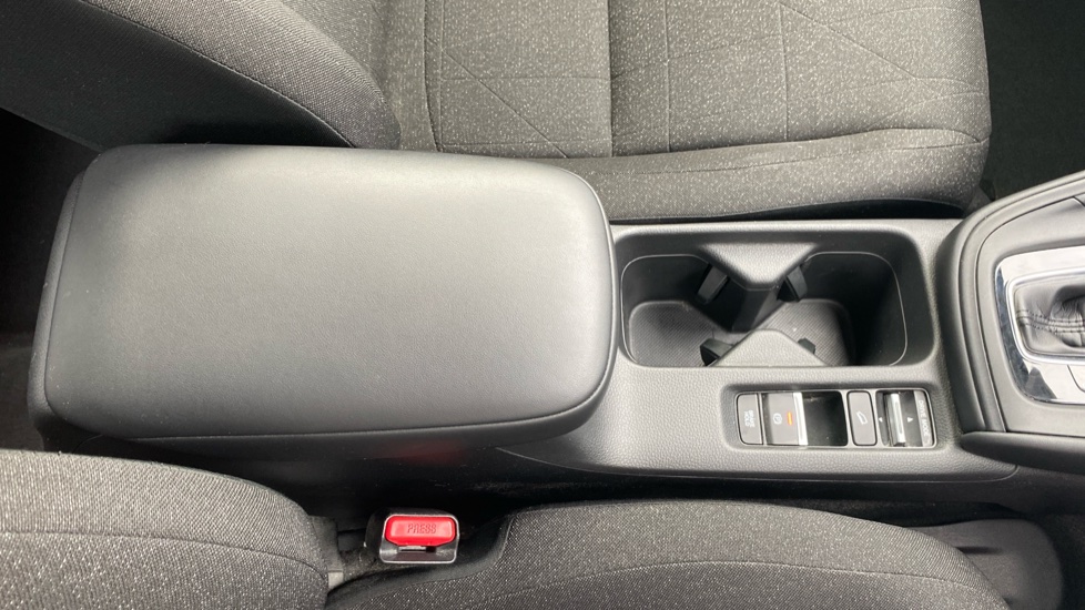 Honda HR-V 1.5 eHEV Elegance 5dr CVT Hybrid Hatchback - Image 28
