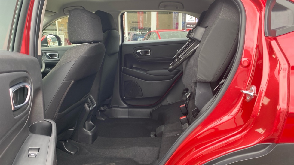 Honda HR-V 1.5 eHEV Elegance 5dr CVT Hybrid Hatchback - Image 45