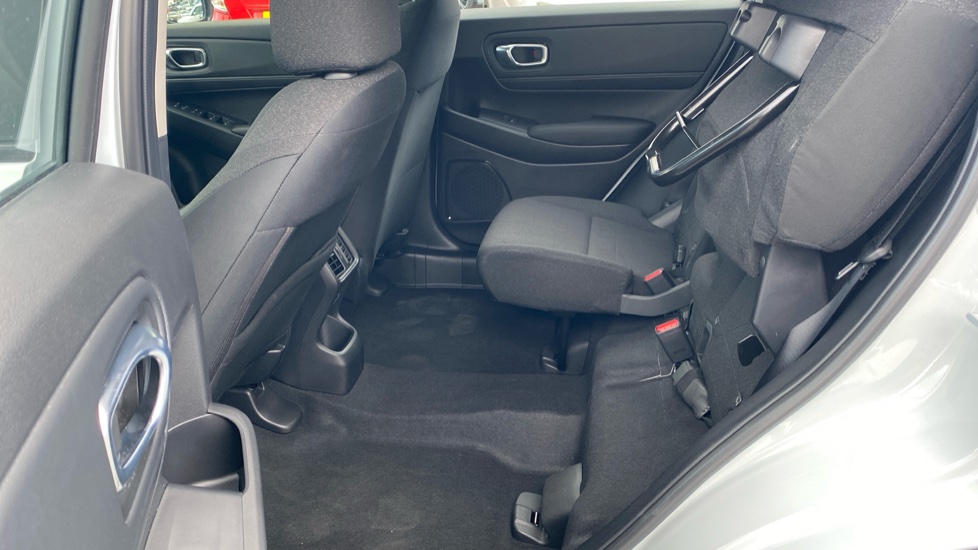 Honda HR-V 1.5 eHEV Elegance 5dr CVT Hybrid Hatchback - Image 27