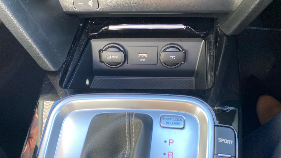 Kia Pro Ceed 1.5T GDi ISG GT-Line S 5dr DCT Petrol Estate - Image 35
