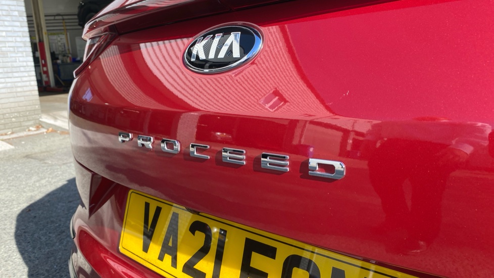 Kia Pro Ceed 1.5T GDi ISG GT-Line S 5dr DCT Petrol Estate - Image 43