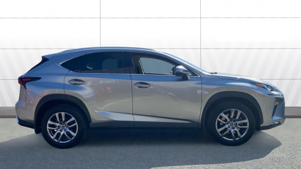 Lexus NX 300h 2.5 5dr CVT [8 Inch Nav] Hybrid Estate - Image 5
