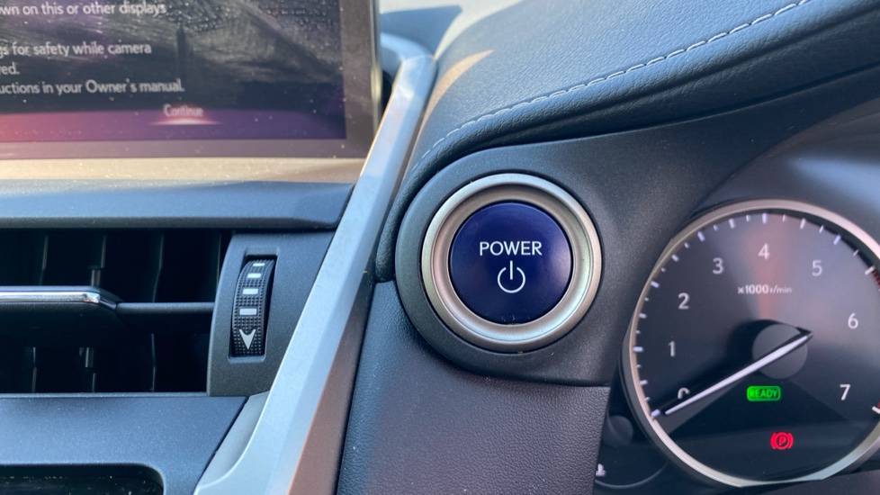 Lexus NX 300h 2.5 5dr CVT [8 Inch Nav] Hybrid Estate - Image 26