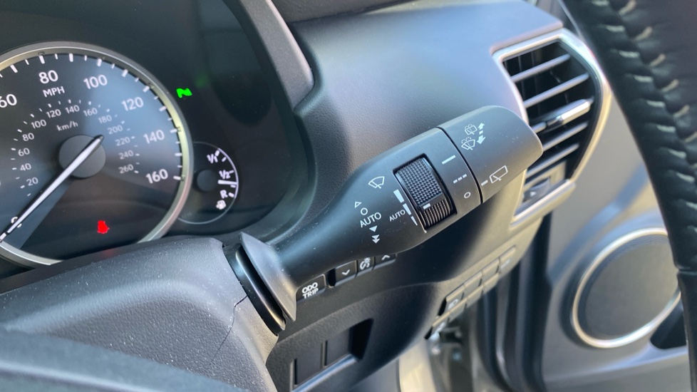 Lexus NX 300h 2.5 5dr CVT [8 Inch Nav] Hybrid Estate - Image 33