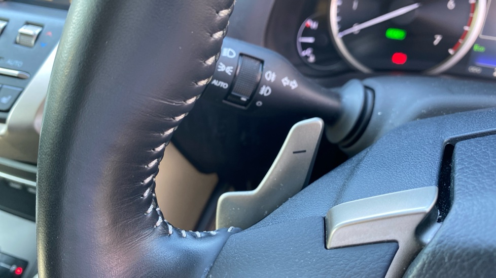 Lexus NX 300h 2.5 5dr CVT [8 Inch Nav] Hybrid Estate - Image 36