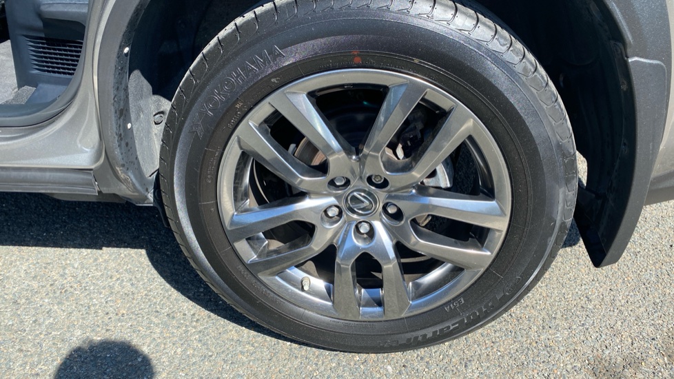 Lexus NX 300h 2.5 5dr CVT [8 Inch Nav] Hybrid Estate - Image 41