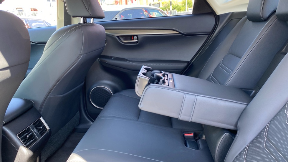 Lexus NX 300h 2.5 5dr CVT [8 Inch Nav] Hybrid Estate - Image 44