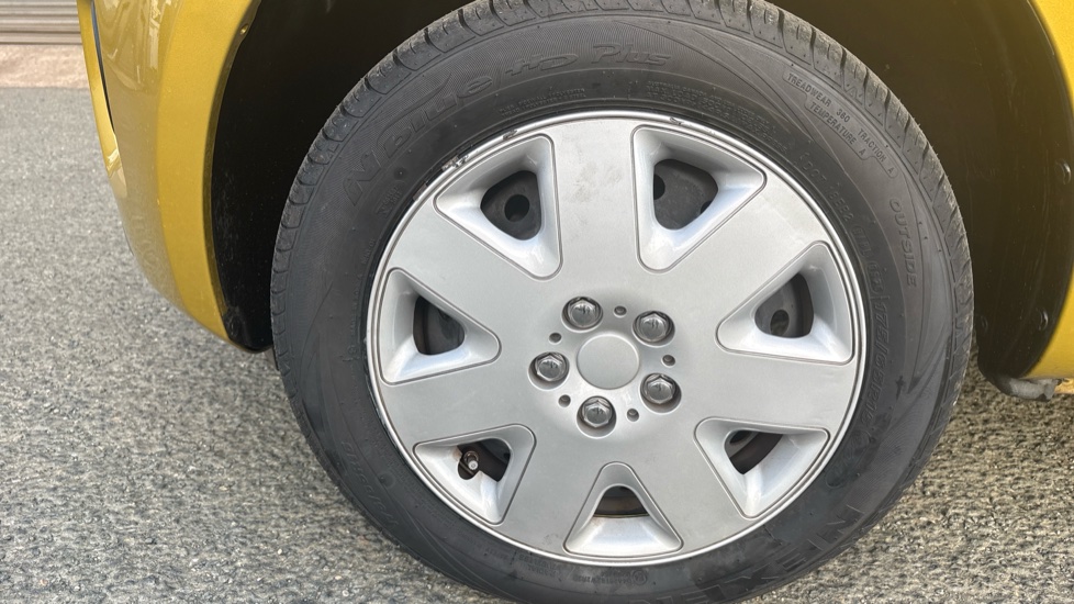 Suzuki Ignis 1.2 Dualjet 12V Hybrid SZ3 5dr Petrol Hatchback - Image 22